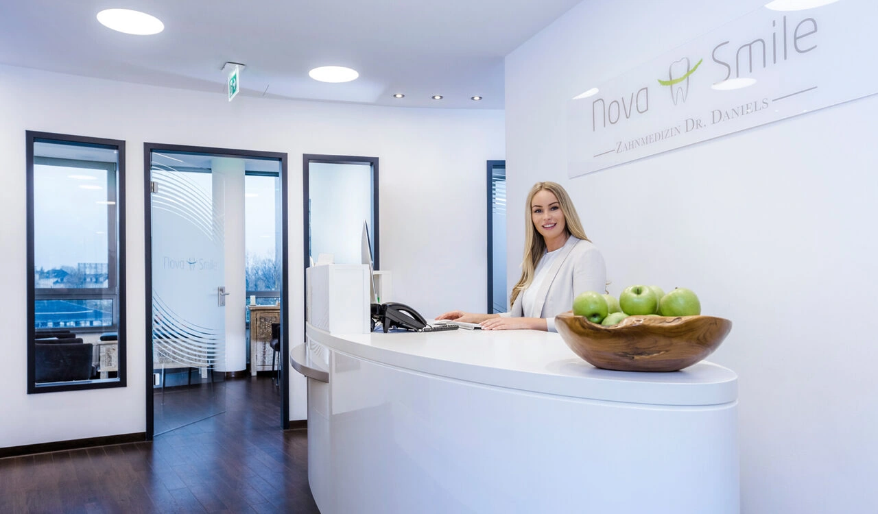 Rezeption-Lena-Nagel-1-1280x750-c-default