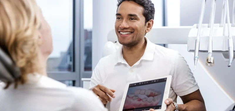 Dennis Daniels 2.ret3